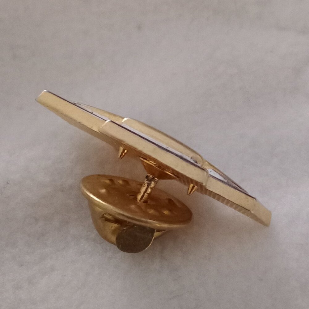 Chevy Logo Tac Pin - Picture 4 of 4
